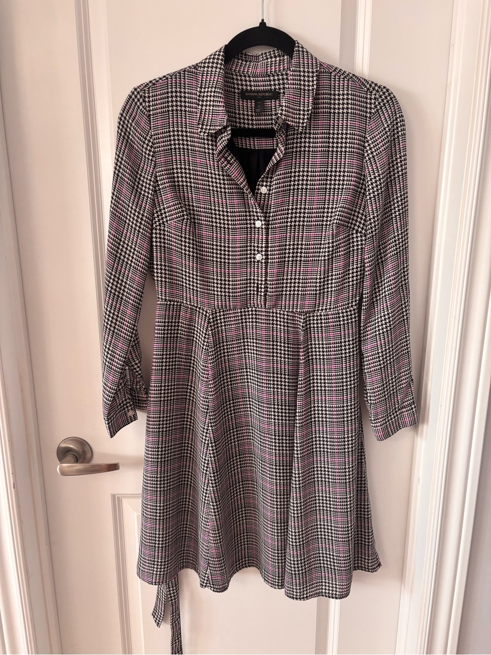 Banana Republic houndstooth tailored plaid belted shirt dress